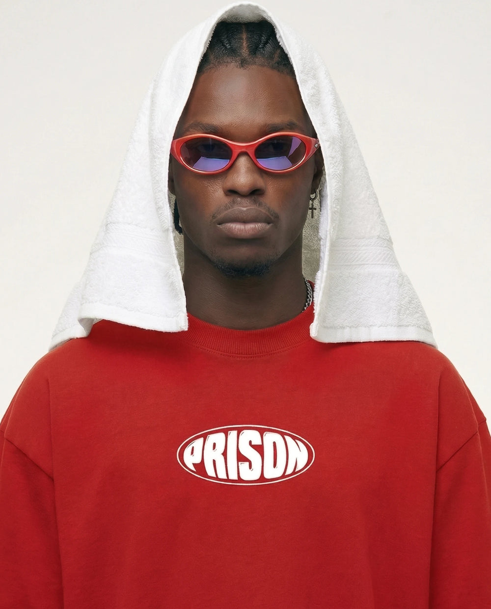 Prison Oval Mark Tee Red