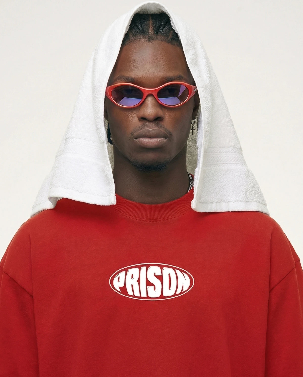 Prison Oval Mark Tee Red