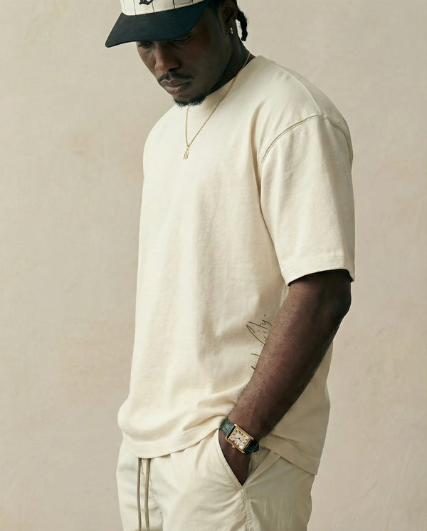 Oversized minimalist graphic tee tshirt