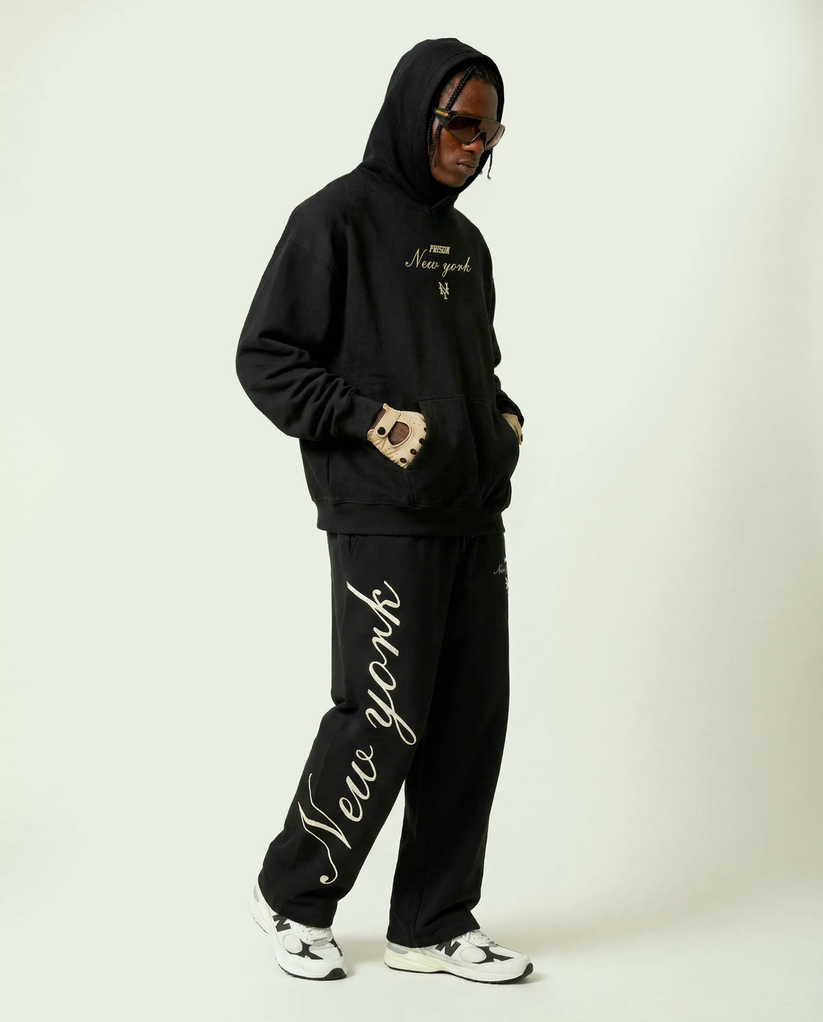 Hoodie Essentials | New York Script Black