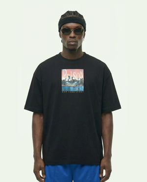 Oversized Graphic Tee | NYC Skyline Frame Black