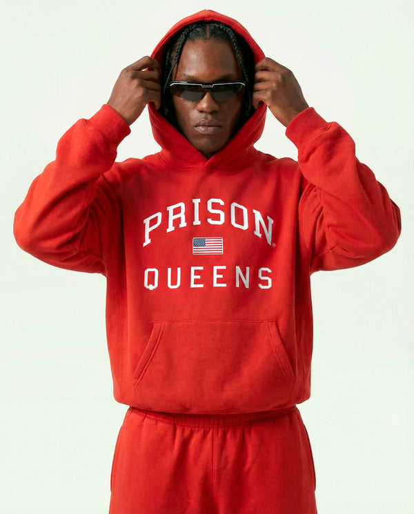 Hoodie Essentials Queens Varsity Red