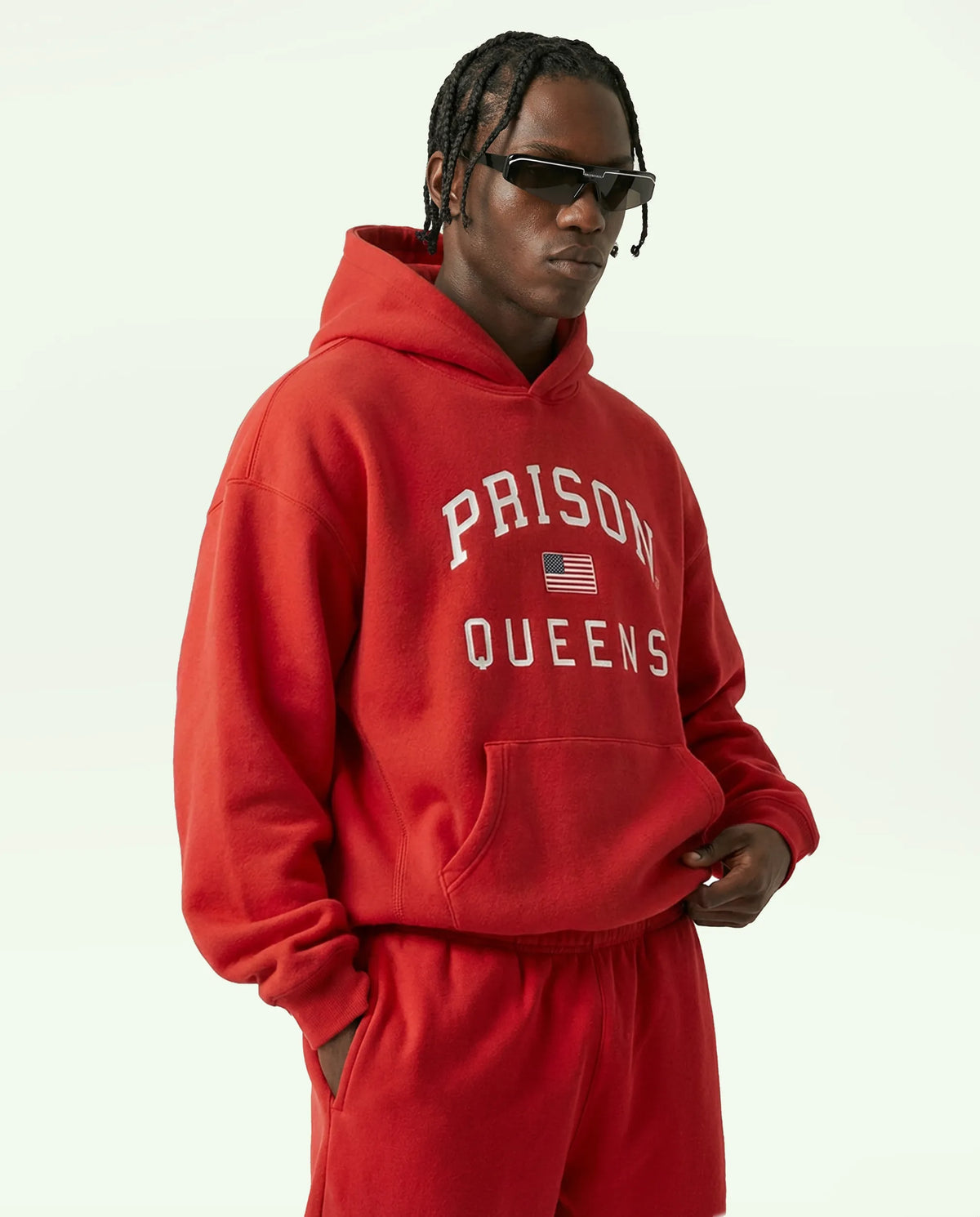 Hoodie Essentials Queens Varsity Red